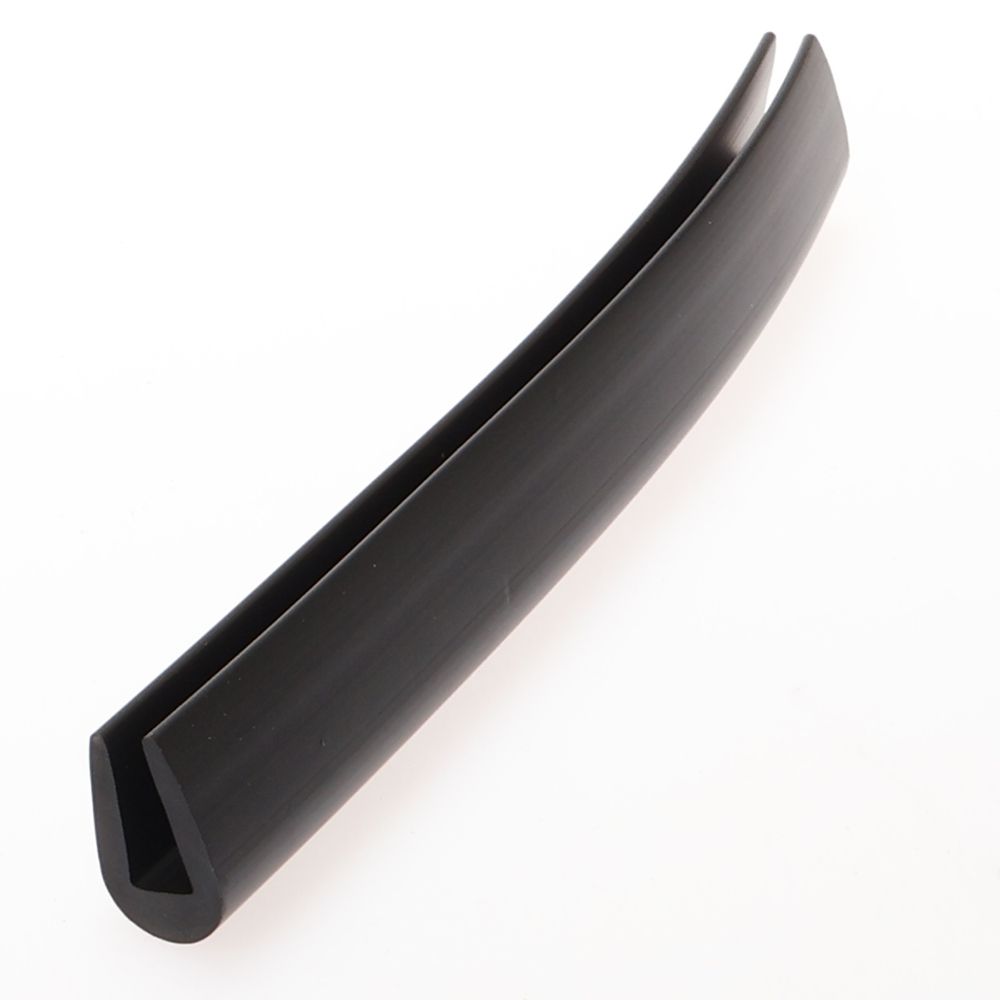 Fenderliste 20 mm til 6 mm 
PVC sort