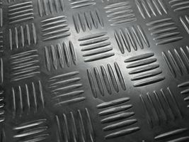 Hammerslagmåtte SBR65
1400x10000x3.0 mm lugtfri
Densitet 1